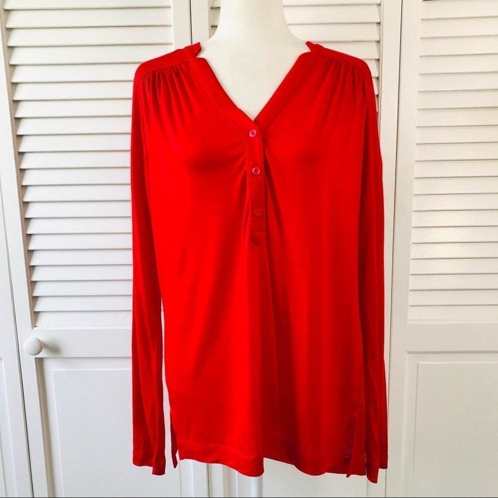 LAND’S END Red V-Neck Long Sleeve Shirt Size Large